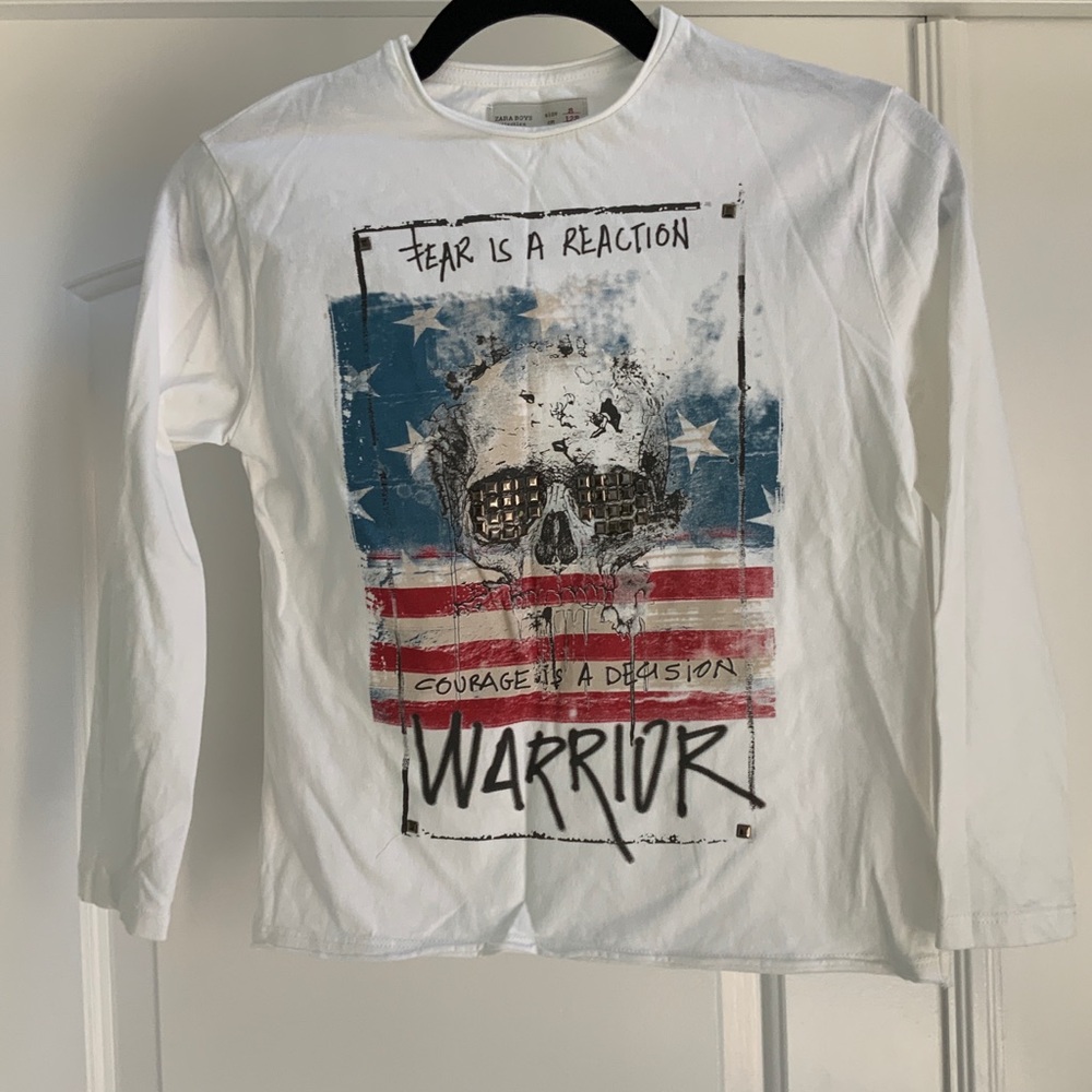 Zara White Long Sleeve Tee with Graphic Design